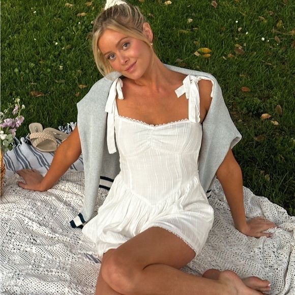 Show Me Your MuMu Pants - SHOW ME YOUR MUMU Regal Romper In White